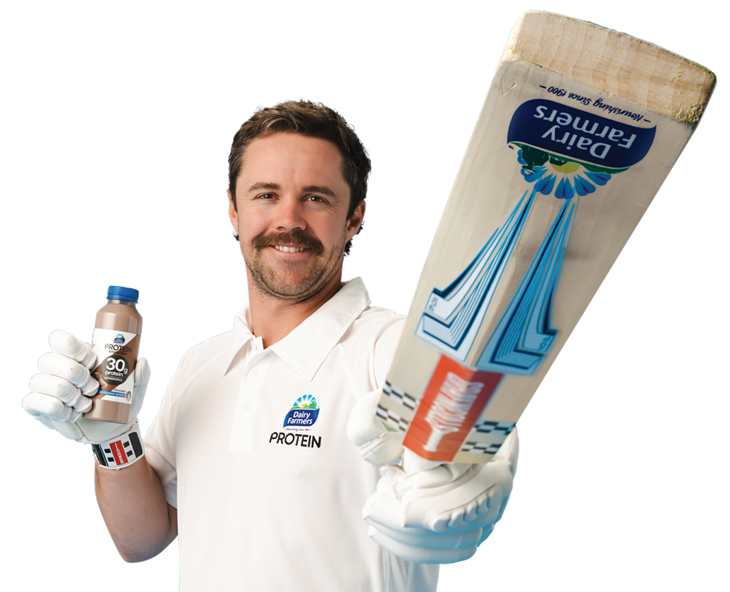 Travis Head with Cricket Bat